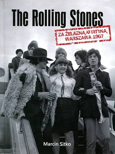 Ein Bild, das Text, Kleidung, Menschliches Gesicht, Poster enthlt.

Automatisch generierte Beschreibung